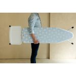 میز اتو 124 در 45 فریم سفید طرح فرش بریز برابانتیا