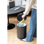 سطل زباله نیو آیکن پدالی 20 لیتر خاکستری پر برابانتیا