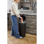 سطل زباله نیو آیکن پدالی 30 لیتر خاکستری پر برابانتیا