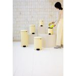 سطل زباله نیو آیکن پدالی 5 لیتر زرد ملایم برابانتیا