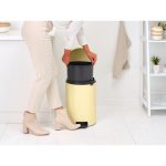 سطل زباله نیو آیکن پدالی 20 لیتر زرد ملایم برابانتیا