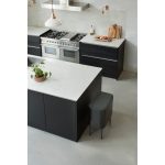 سطل زباله بو تاچ بین 36 لیتر مشکی برابانتیا